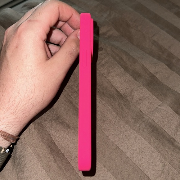 Iphone 14 pro max 6.7” screen phone case magsafe - Picture 3 of 4